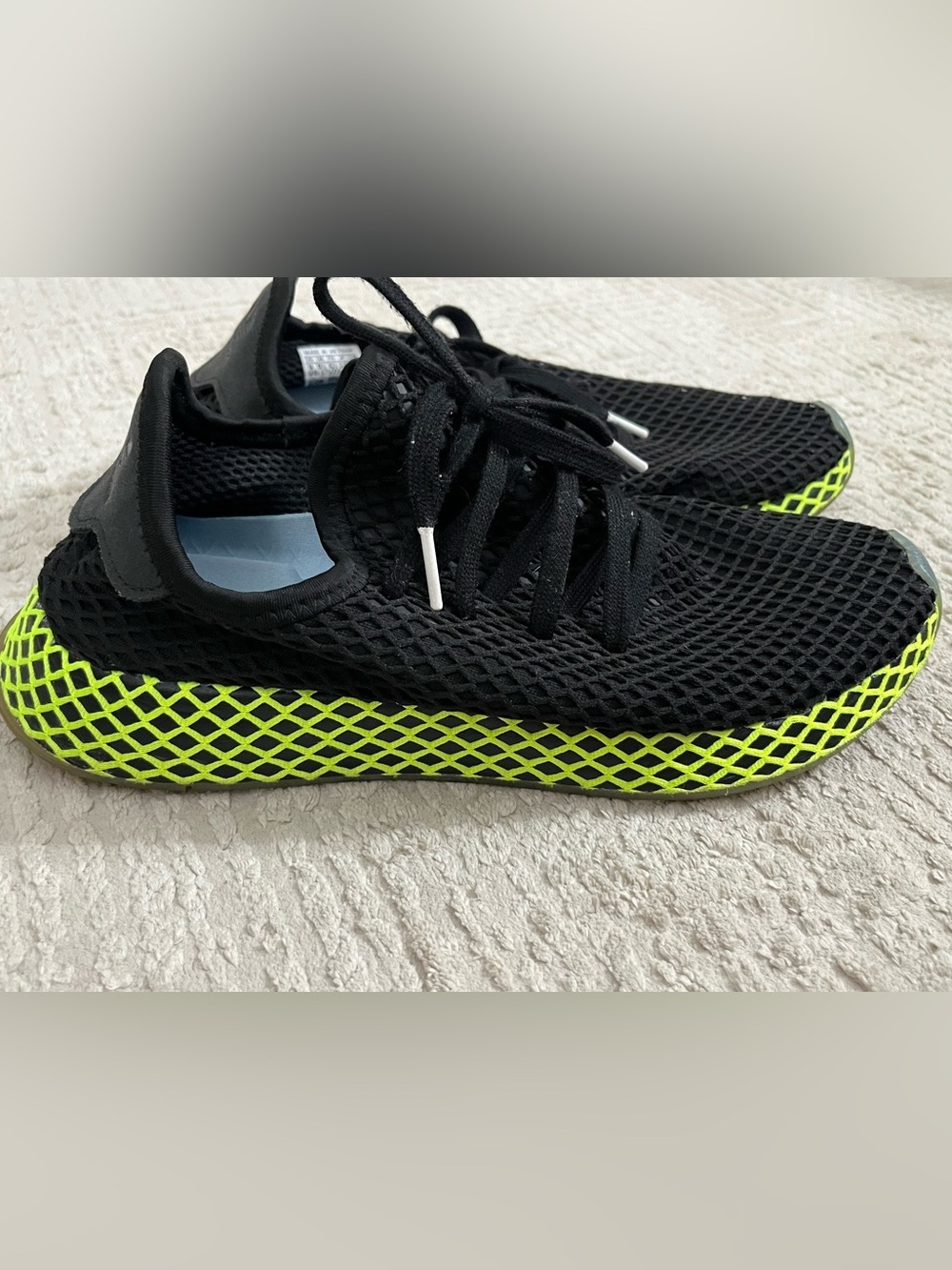Adidas Deerupt Black/Neon